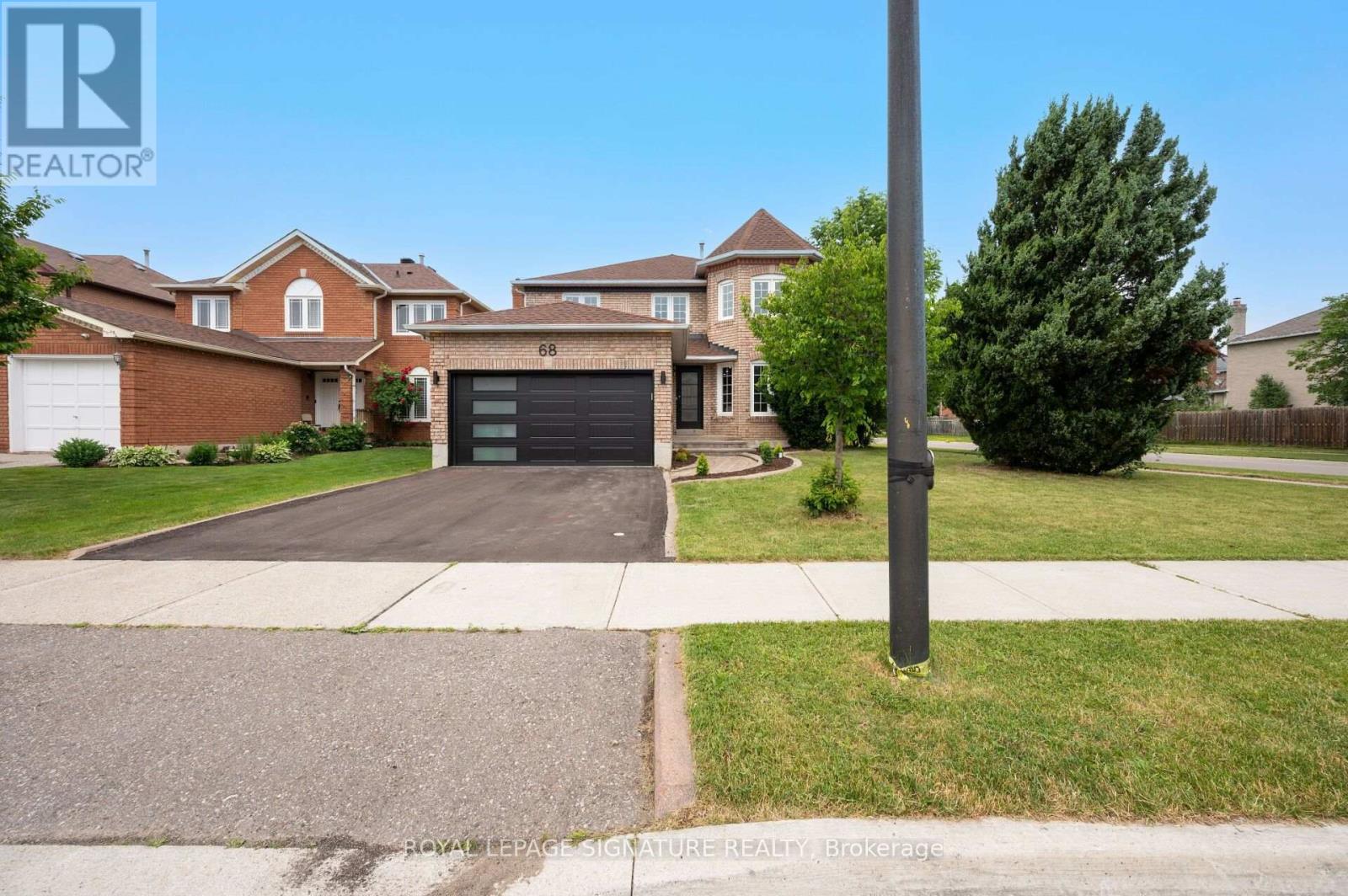 68 Blackwell Place, Brampton, Ontario  L6W 4L6 - Photo 2 - W13664638