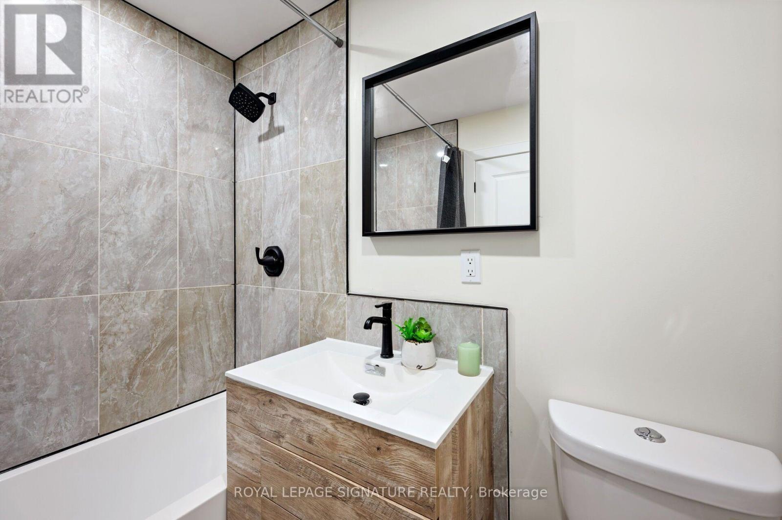68 Blackwell Place, Brampton, Ontario  L6W 4L6 - Photo 40 - W13664638