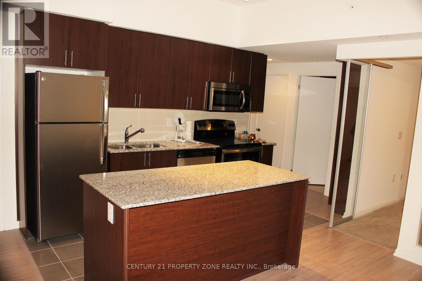 828 - 830 Lawrence Avenue, Toronto, Ontario  M6A 1C3 - Photo 2 - W13664650
