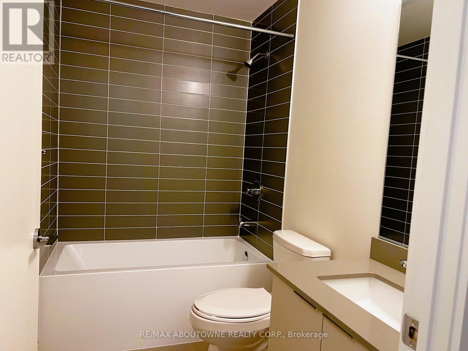1405 - 3079 Trafalgar Road, Oakville, Ontario  L6H 8C5 - Photo 10 - W13664652