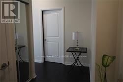 2107 - 75 Eglinton Avenue W, Mississauga, Ontario L5R 1B2 - Photo 2 - W13664670