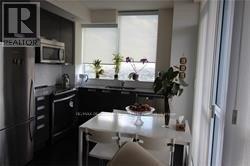2107 - 75 Eglinton Avenue W, Mississauga, Ontario L5R 1B2 - Photo 3 - W13664670