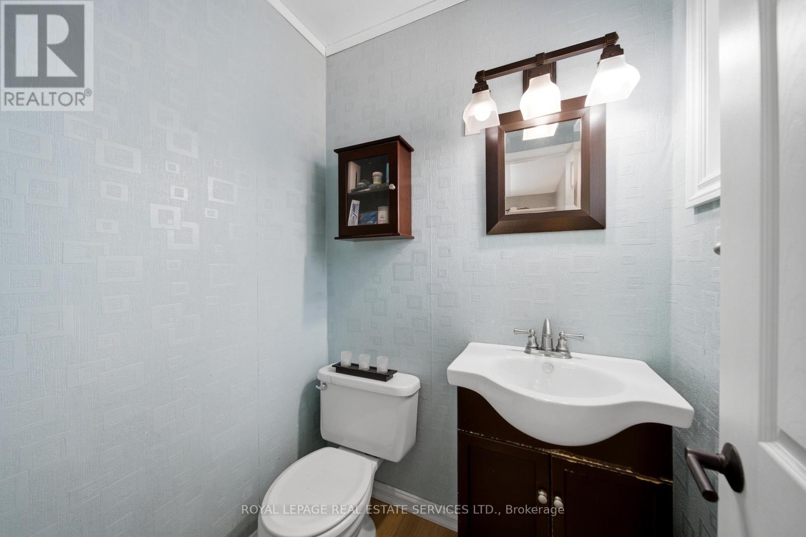 127 Redgrave Drive, Toronto, Ontario  M9R 3V5 - Photo 19 - W13664692