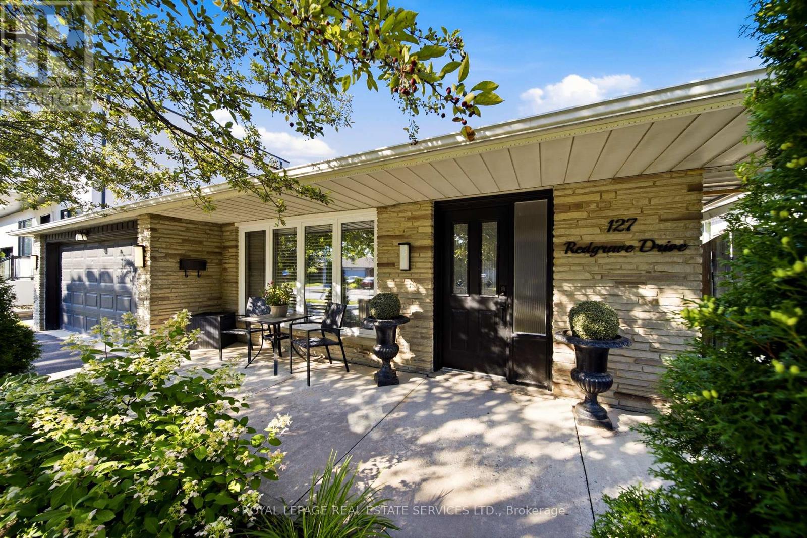 127 Redgrave Drive, Toronto, Ontario  M9R 3V5 - Photo 3 - W13664692