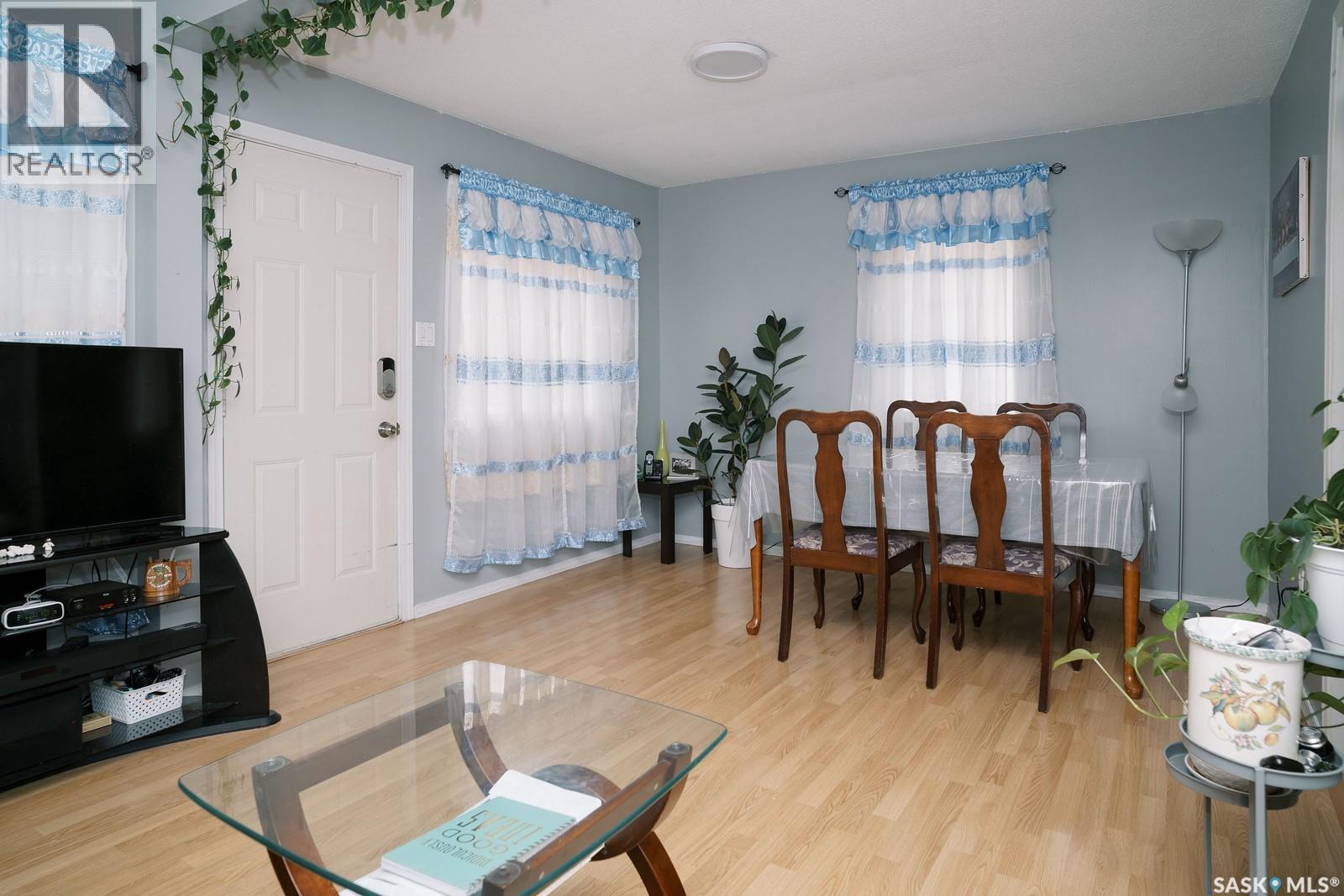1421 H Avenue N, Saskatoon, Saskatchewan  S7L 2E5 - Photo 14 - SK045258
