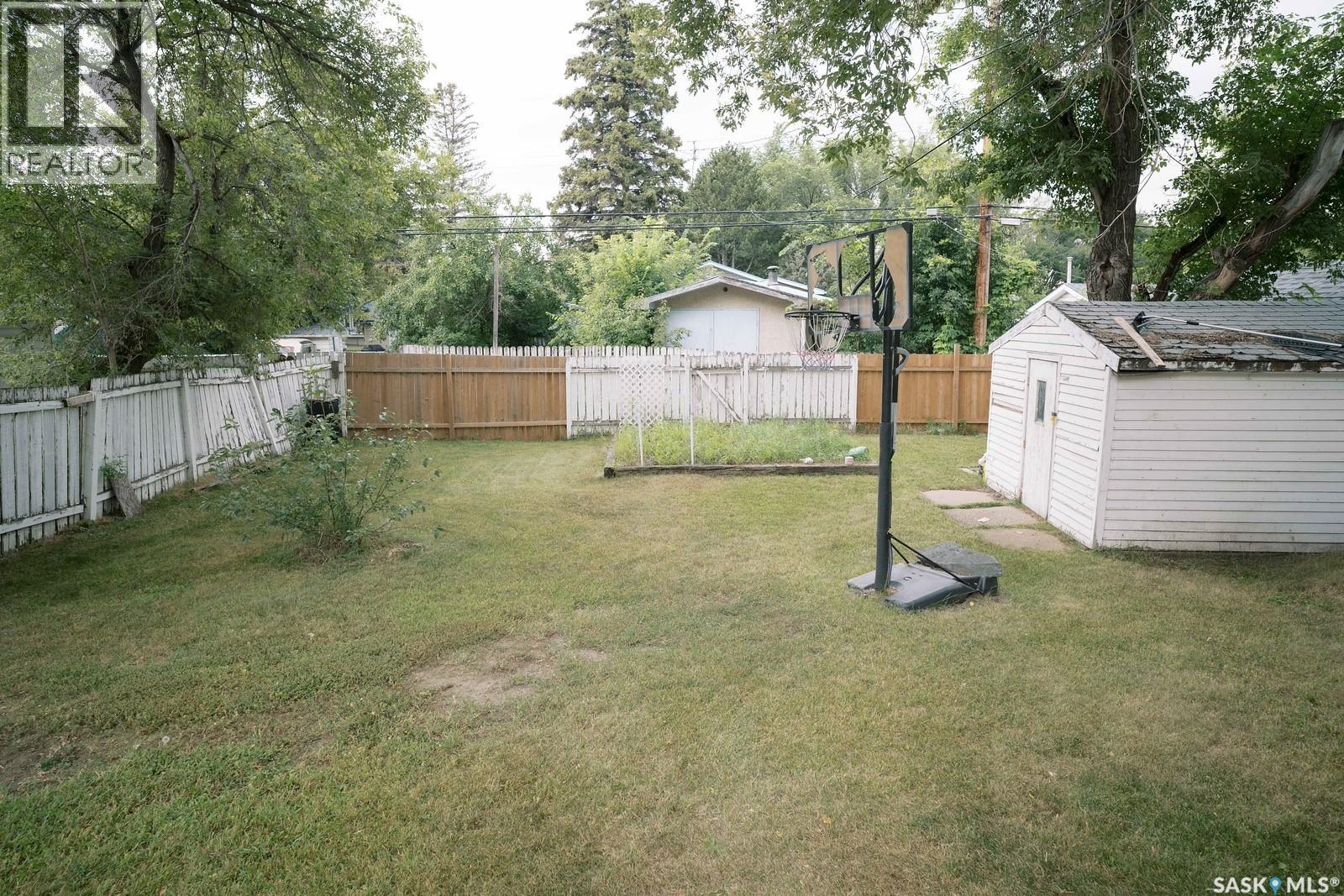 1421 H Avenue N, Saskatoon, Saskatchewan  S7L 2E5 - Photo 33 - SK045258