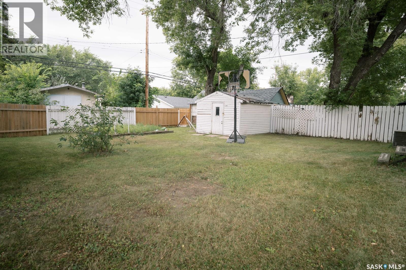 1421 H Avenue N, Saskatoon, Saskatchewan  S7L 2E5 - Photo 35 - SK045258