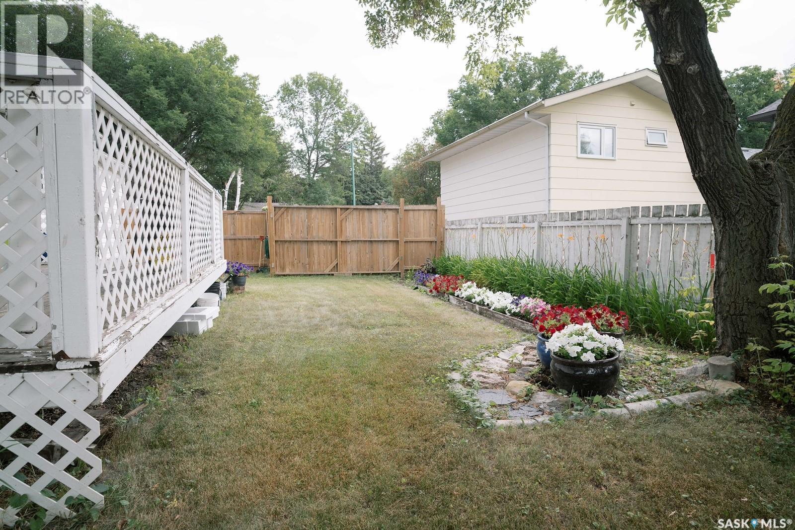 1421 H Avenue N, Saskatoon, Saskatchewan  S7L 2E5 - Photo 5 - SK045258