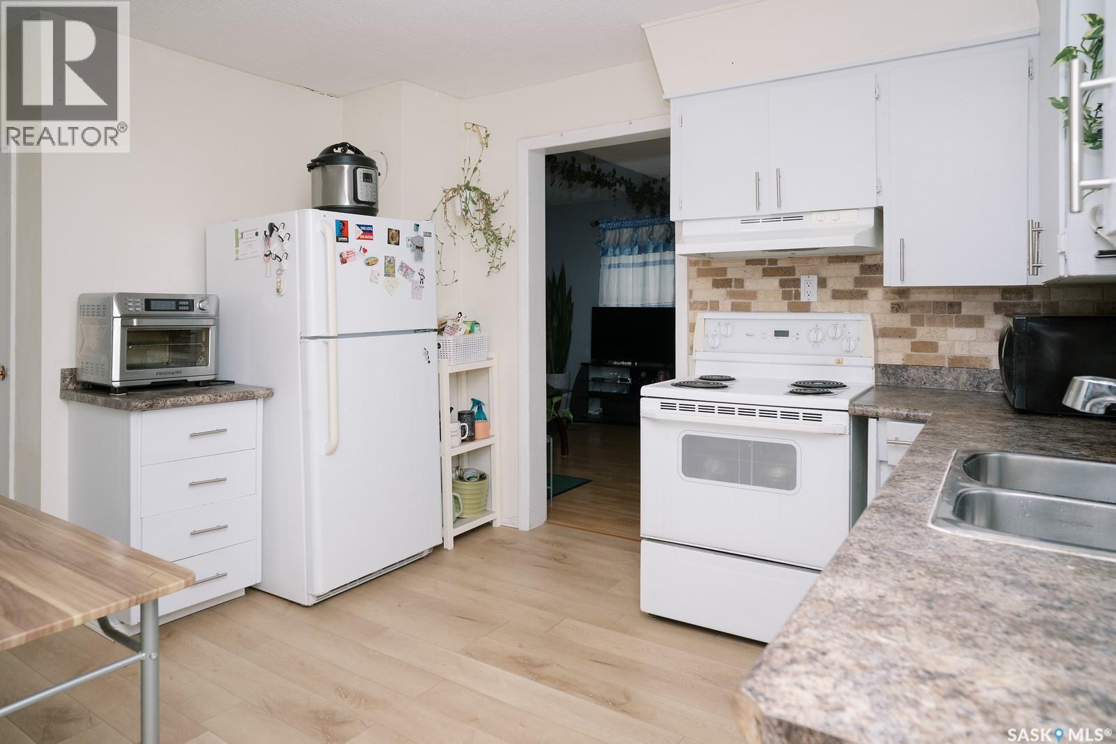 1421 H Avenue N, Saskatoon, Saskatchewan  S7L 2E5 - Photo 9 - SK045258