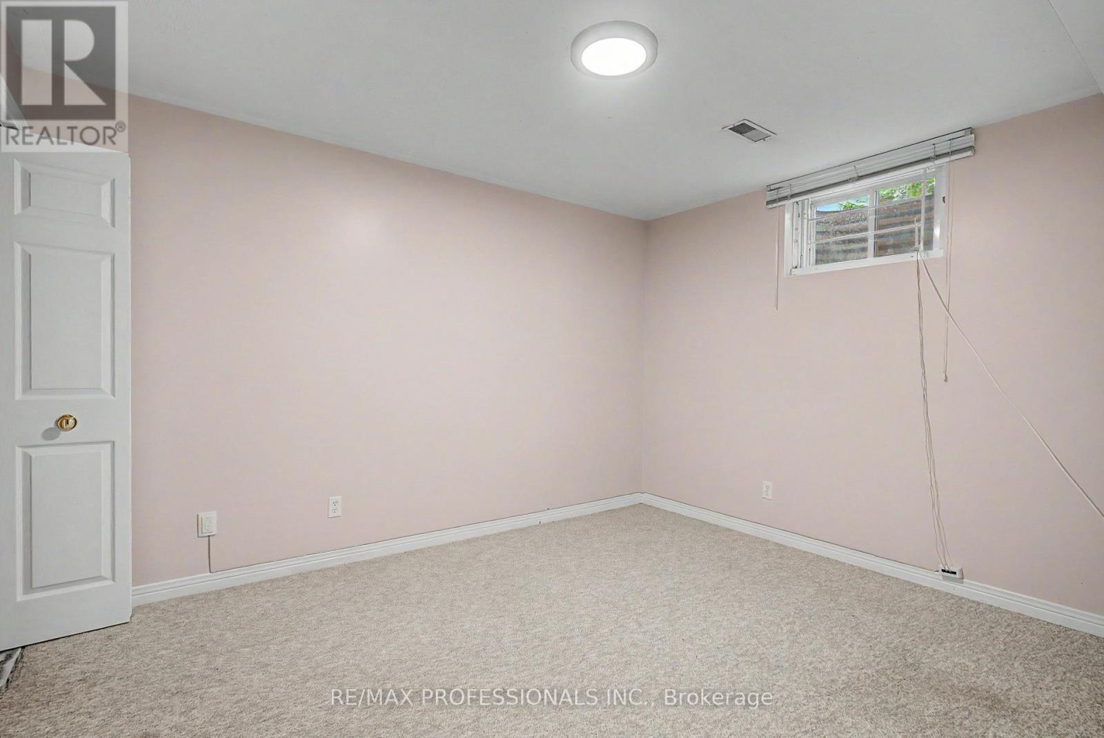 576 Thorndale Drive, Waterloo, Ontario  N2T 2P9 - Photo 24 - X13664628