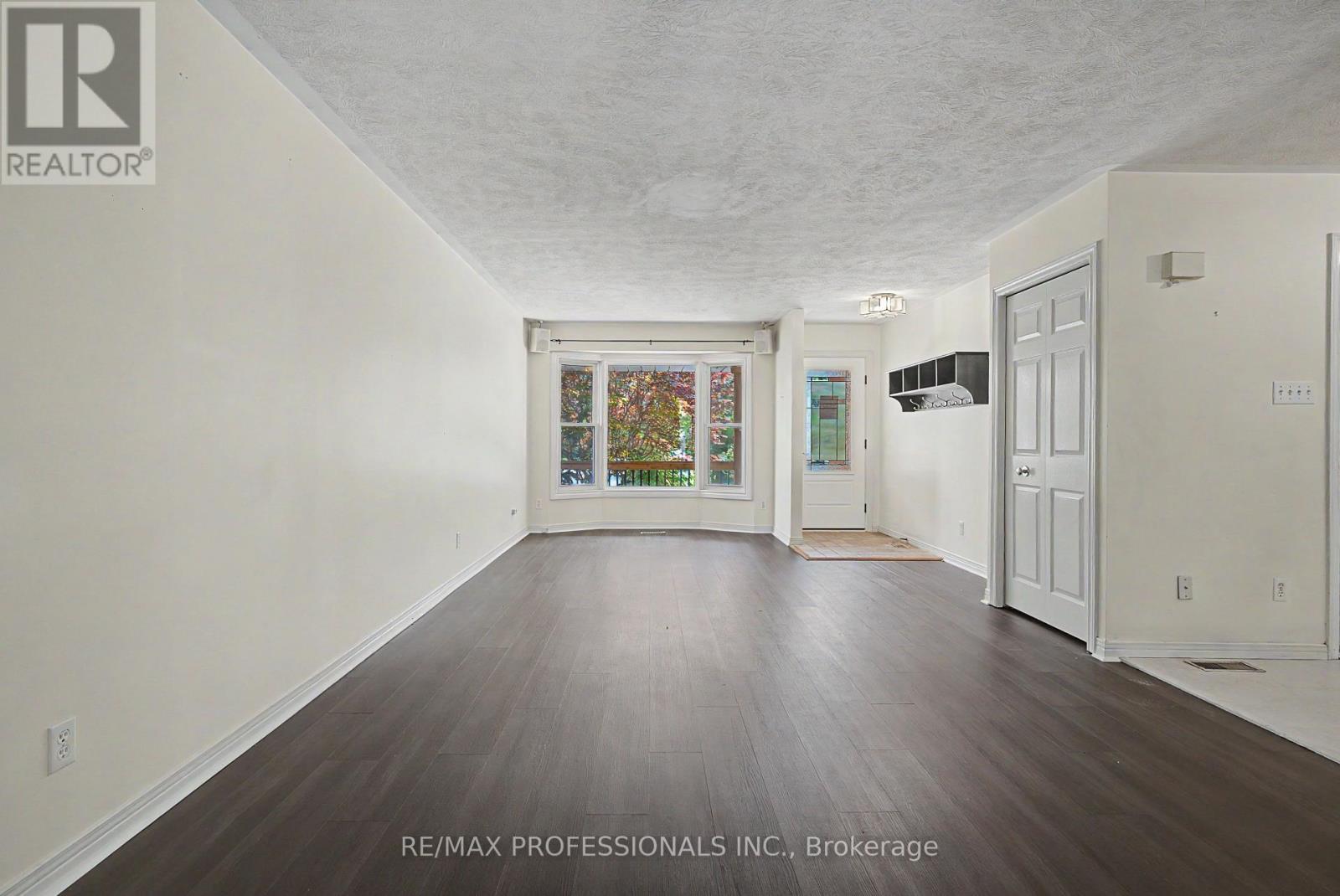 576 Thorndale Drive, Waterloo, Ontario  N2T 2P9 - Photo 5 - X13664628