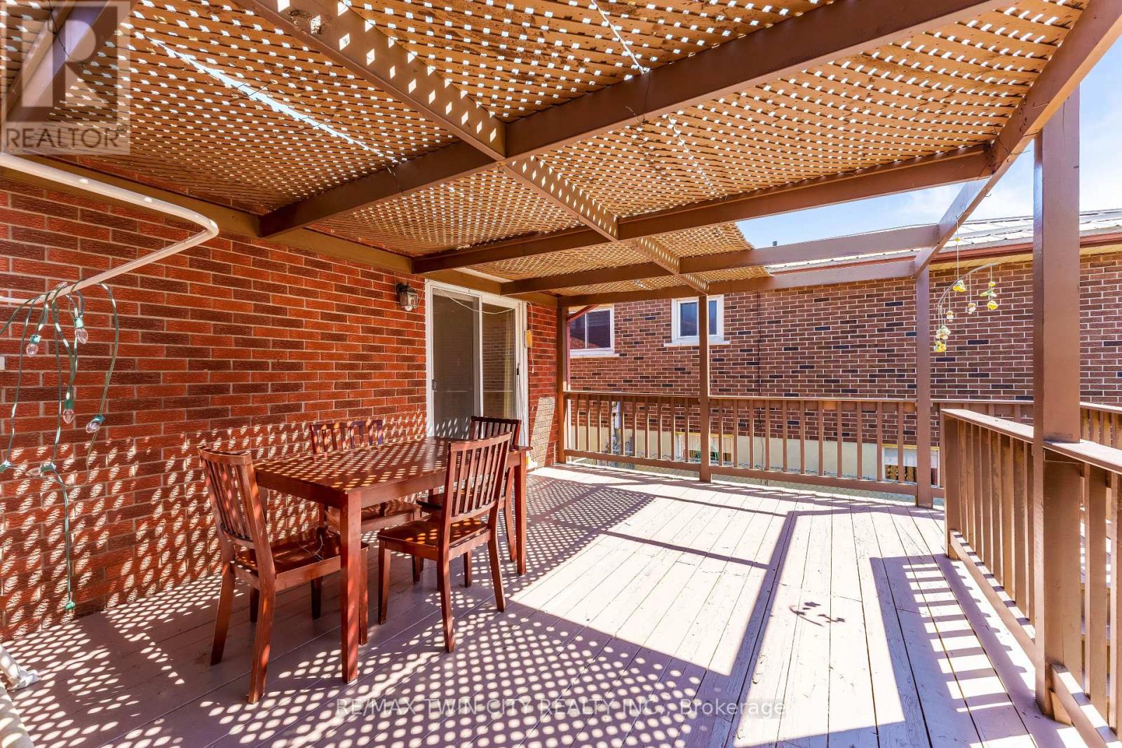 402 Lakeview Drive, Waterloo, Ontario  N2L 4Z6 - Photo 36 - X13664634