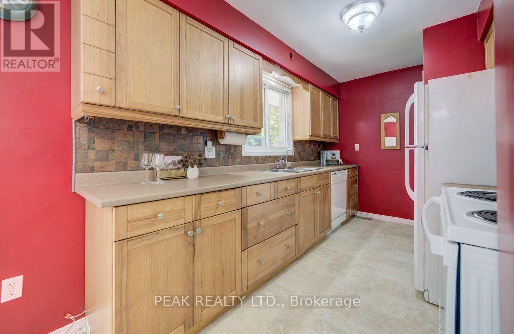 88 Riverside Drive, Wilmot, Ontario  N3A 2H6 - Photo 12 - X13664646