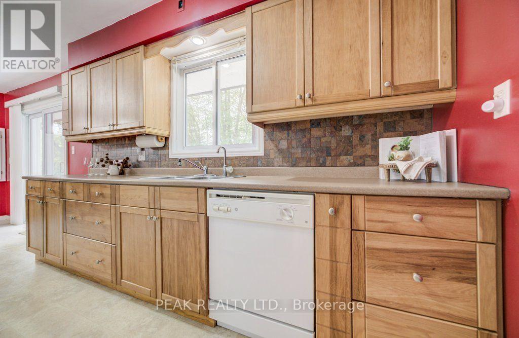 88 Riverside Drive, Wilmot, Ontario  N3A 2H6 - Photo 13 - X13664646