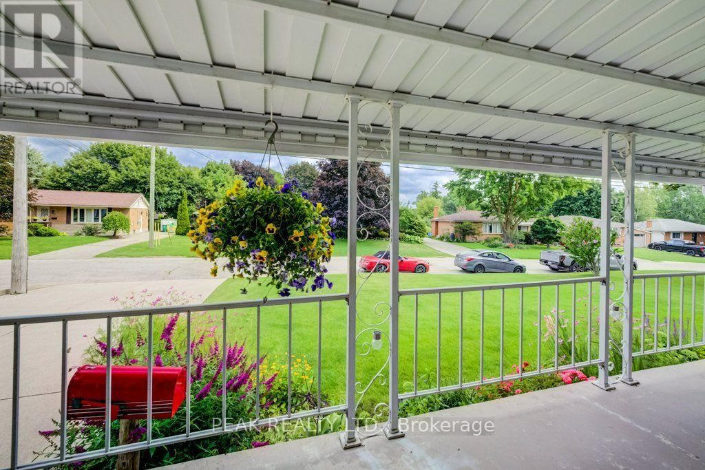 88 Riverside Drive, Wilmot, Ontario  N3A 2H6 - Photo 5 - X13664646