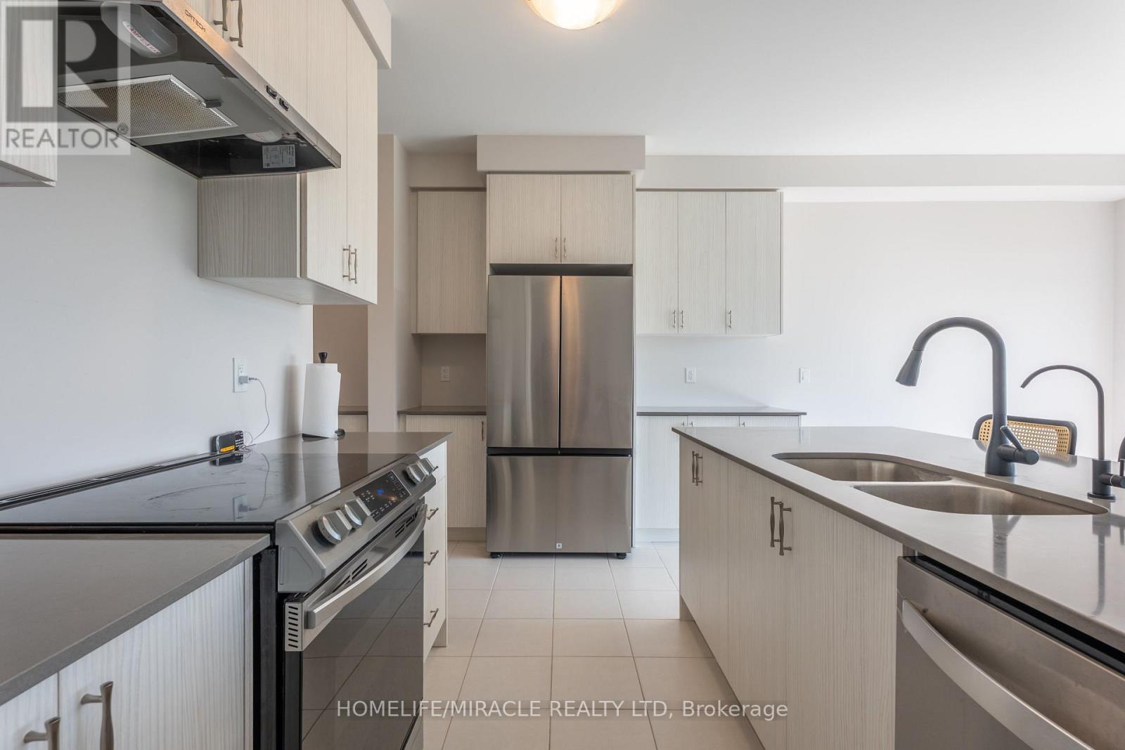 69 Mary Watson Street, North Dumfries, Ontario  N0B 1E0 - Photo 12 - X13664664