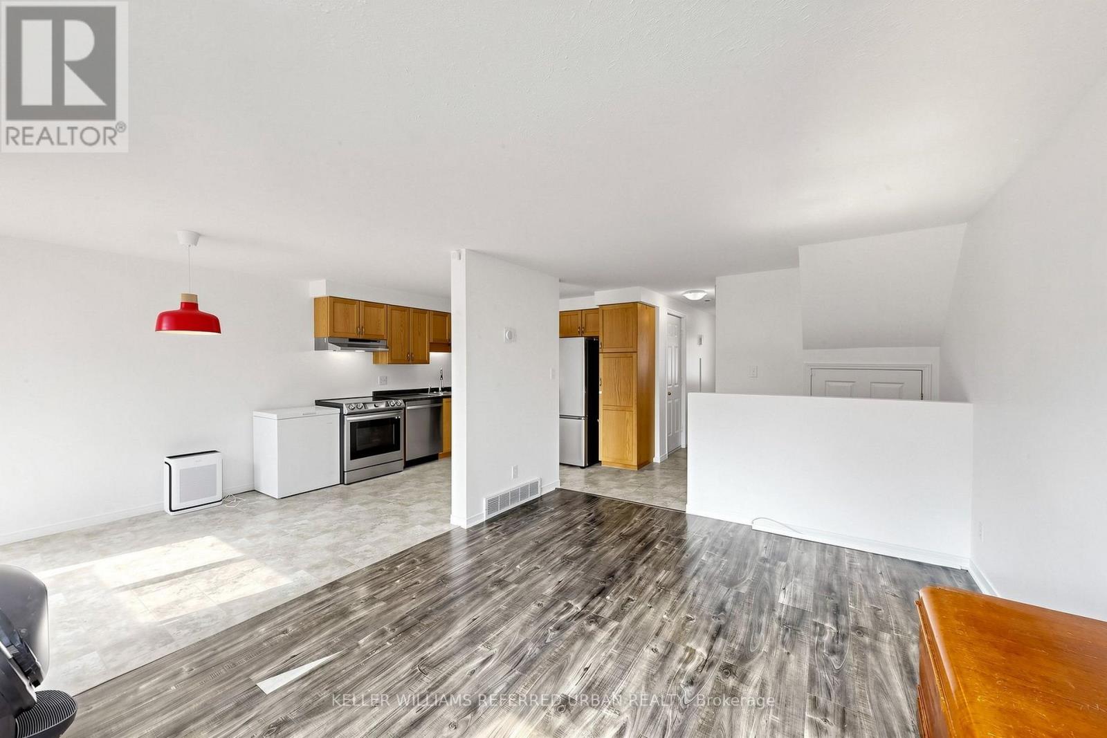 38 Activa Avenue, Kitchener, Ontario  N2E 3R2 - Photo 6 - X13664690