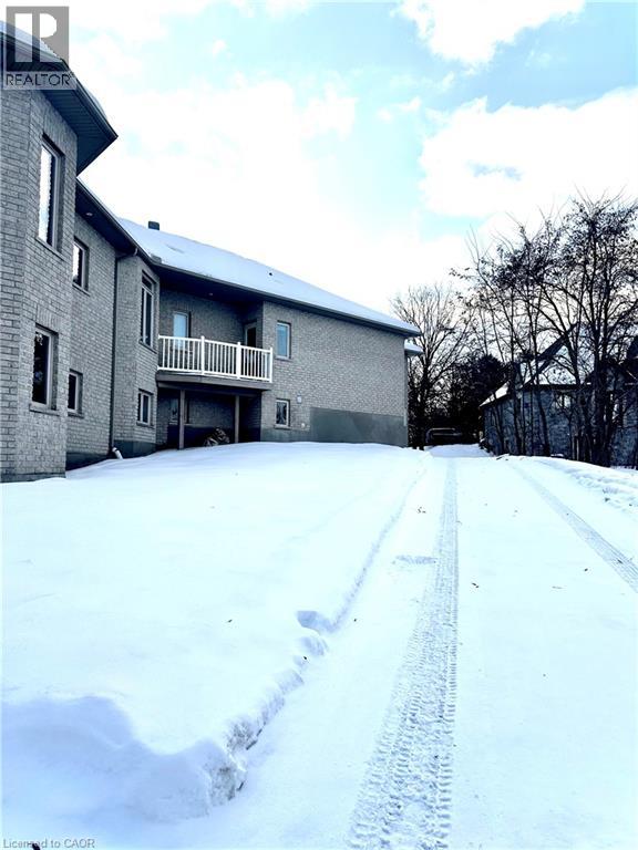 572 Hidden Valley Road Unit# Basement, Kitchener, Ontario  N2C 2S6 - Photo 4 - 40854742