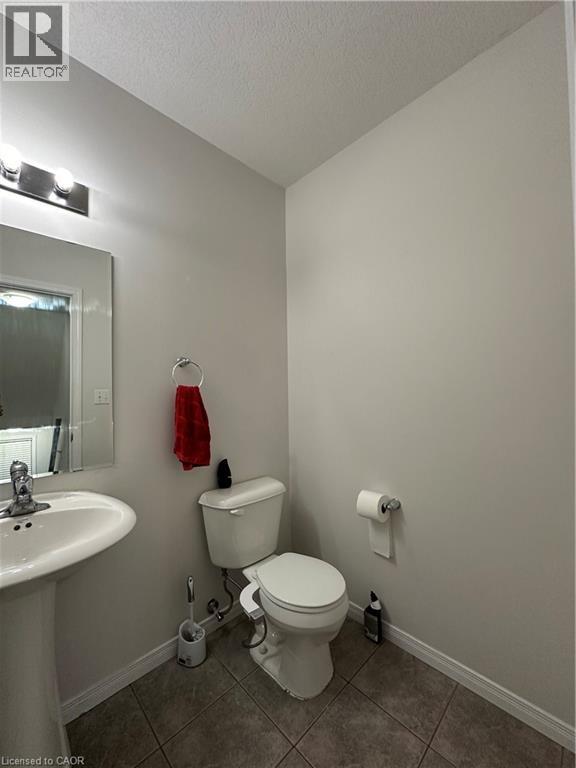 35 Eliza Avenue, Kitchener, Ontario  N2E 0G2 - Photo 12 - 40854319