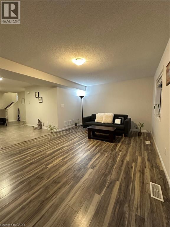 35 Eliza Avenue, Kitchener, Ontario  N2E 0G2 - Photo 25 - 40854319
