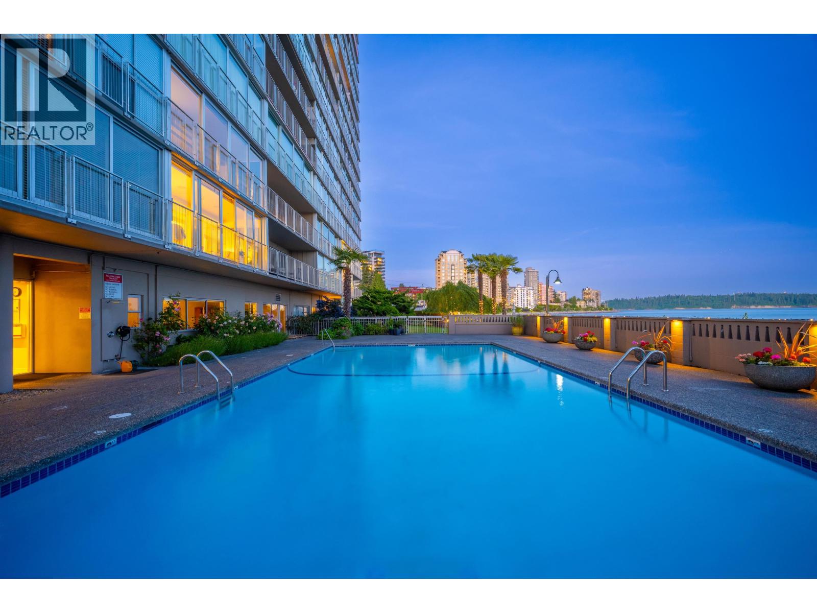 301 150 24th Street, West Vancouver, British Columbia V7V 4G8 - Photo 6 - R3130951