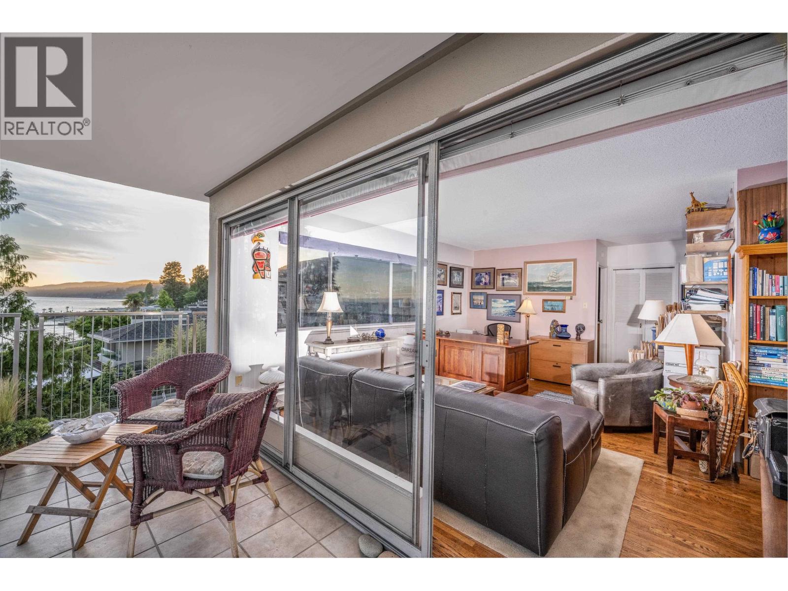 301 150 24th Street, West Vancouver, British Columbia V7V 4G8 - Photo 12 - R3130951