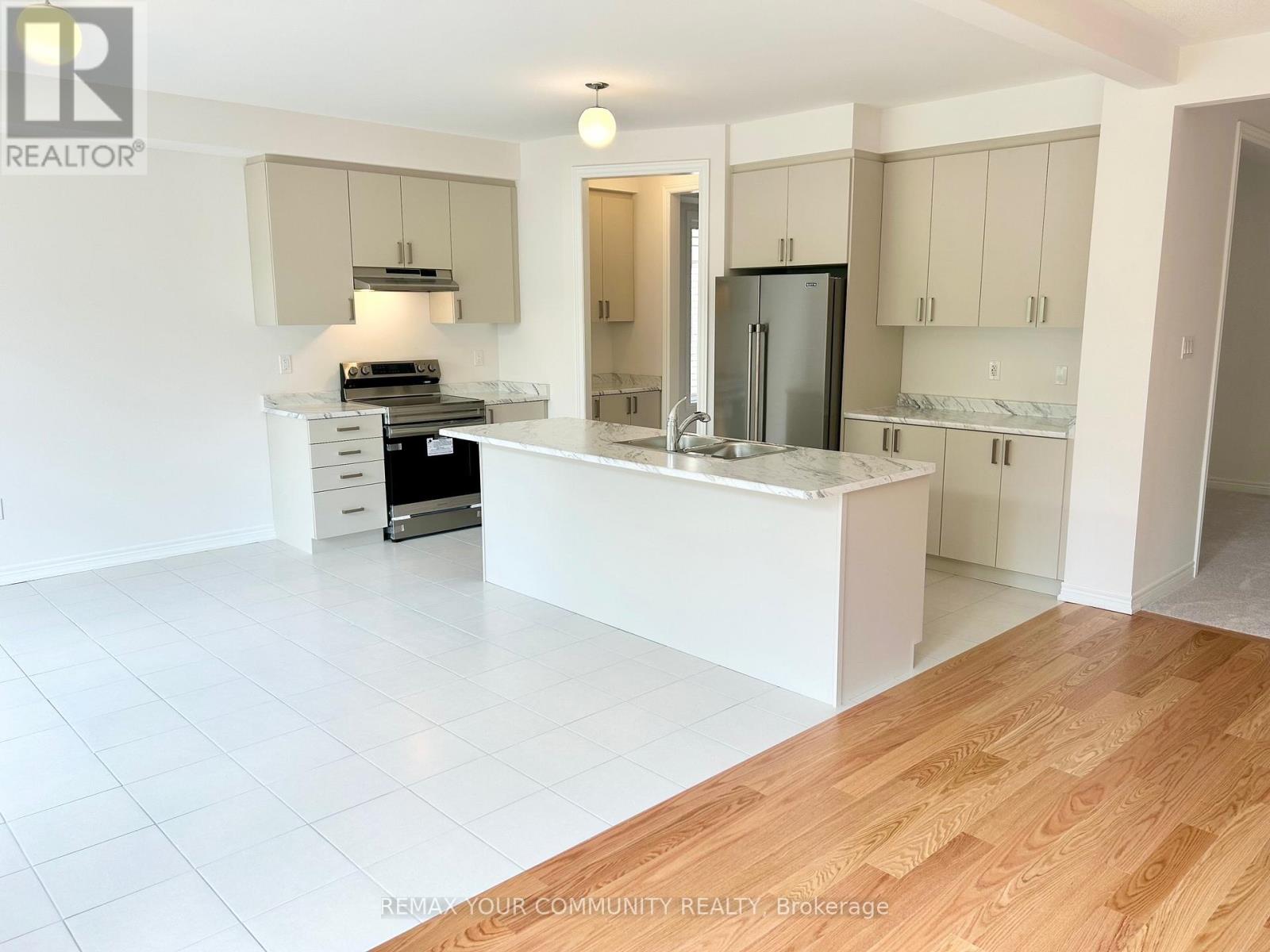 24 Baycroft Boulevard, Essa, Ontario  L0M 1B5 - Photo 12 - N13591526