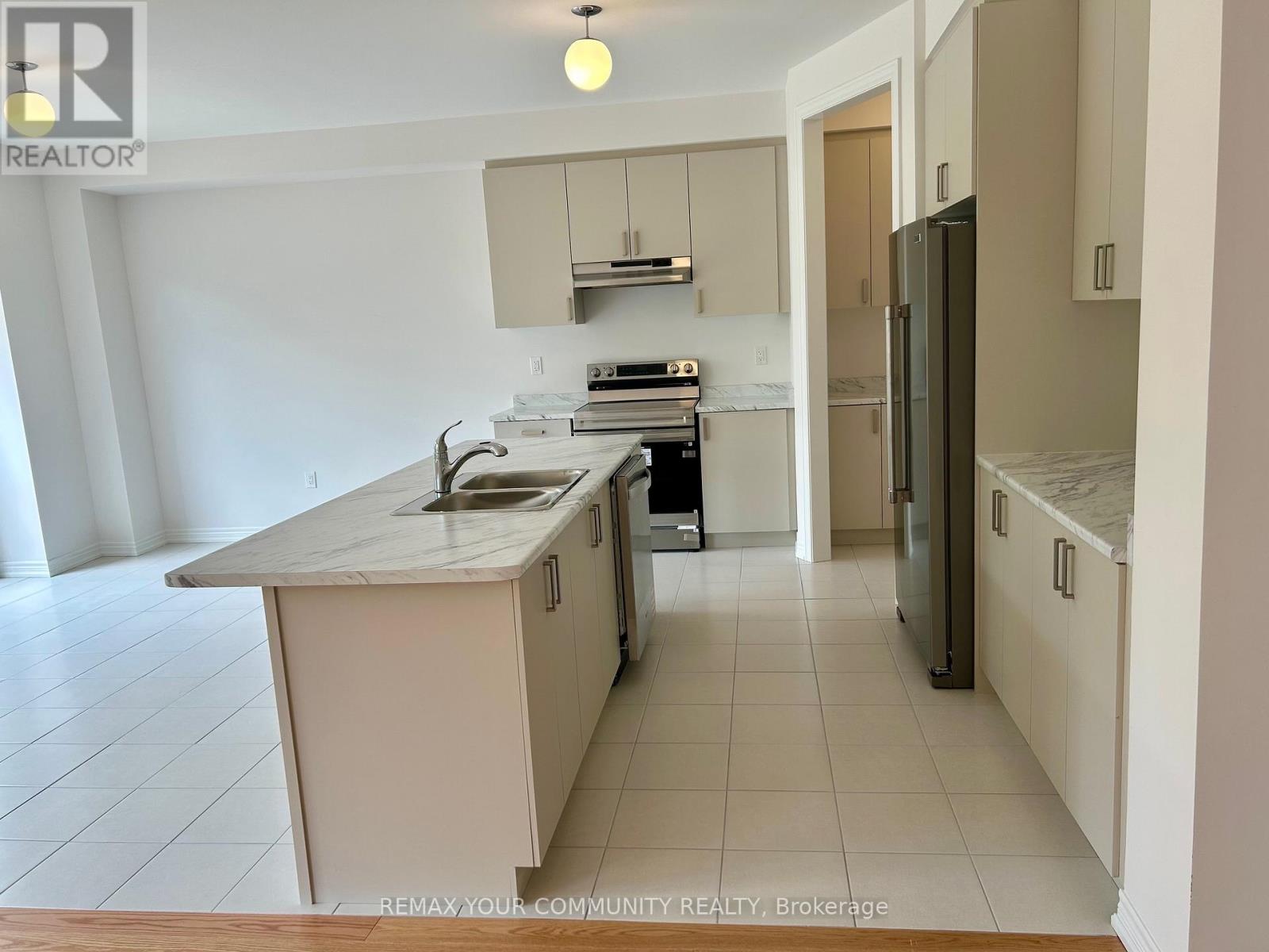 24 Baycroft Boulevard, Essa, Ontario  L0M 1B5 - Photo 15 - N13591526