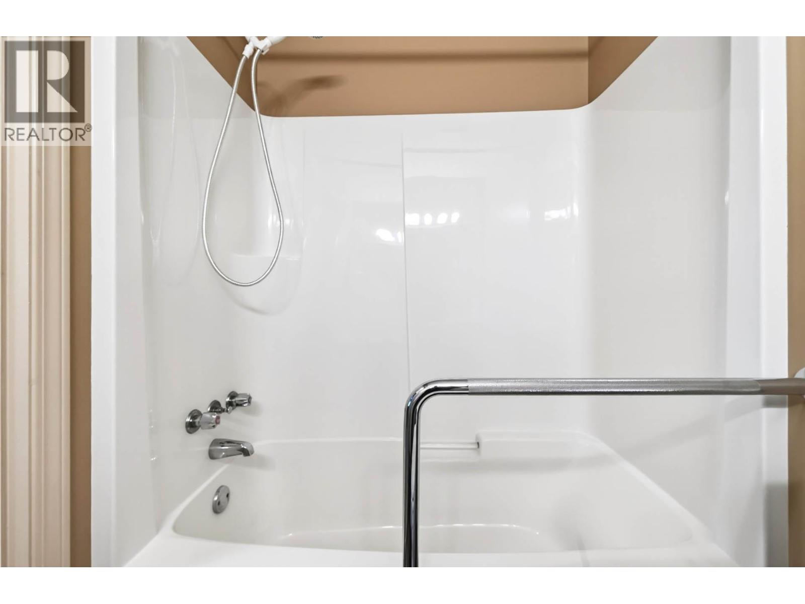 1195 14th Street Unit# 14, Kamloops, British Columbia  v2b 5v2 - Photo 20 - 10397551