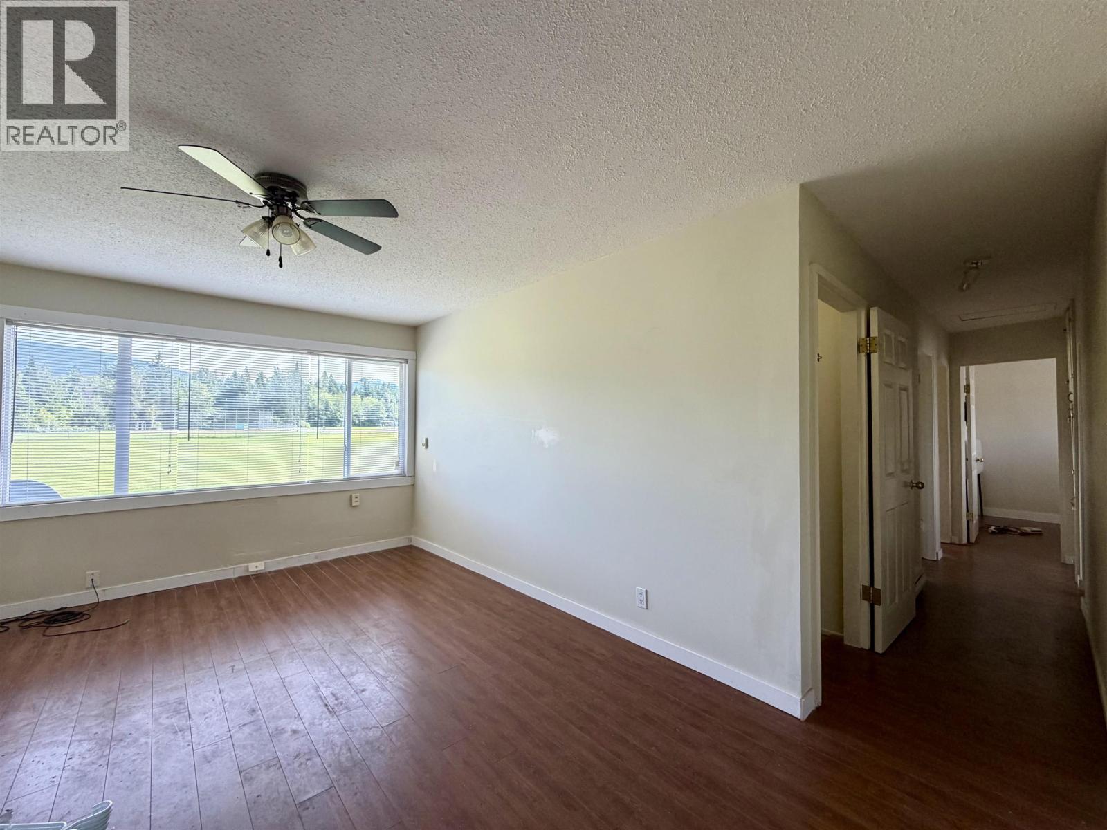 55-57 Mallard Street, Kitimat, British Columbia  V8C 1N2 - Photo 3 - R3154457