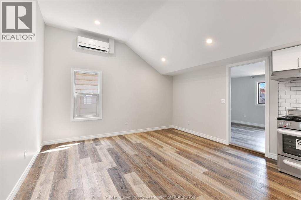 1069 Marentette Avenue Unit# Upper, Windsor, Ontario  N9A 2A4 - Photo 14 - 26010156