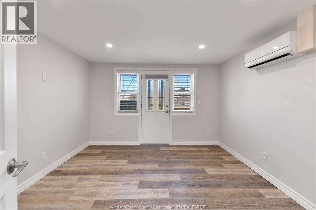 1069 Marentette Avenue Unit# Upper, Windsor, Ontario  N9A 2A4 - Photo 11 - 26010156