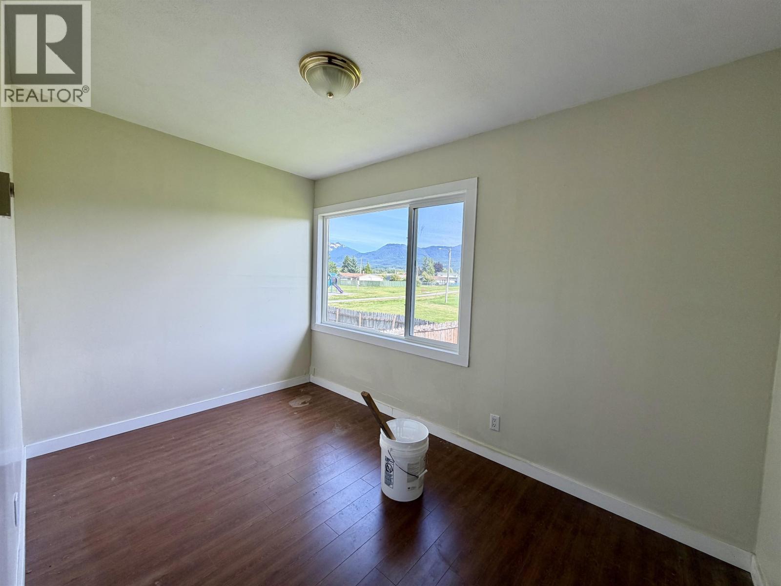 55-57 Mallard Street, Kitimat, British Columbia  V8C 1N2 - Photo 6 - R3154457
