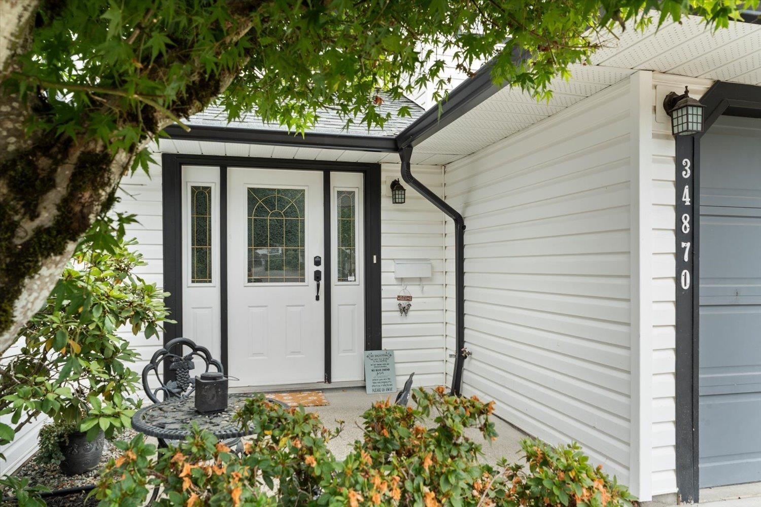 34870 Cassiar Court, Abbotsford, British Columbia  V2S 7G9 - Photo 2 - R3154971