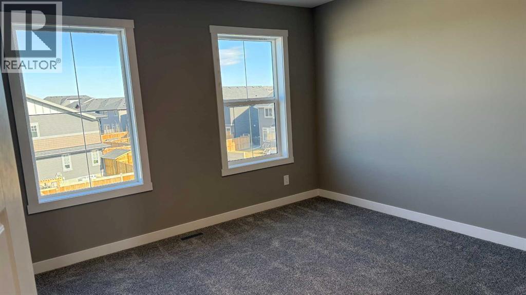 16 Sundown Place, Cochrane, Alberta  T4C 3H2 - Photo 32 - A2269276