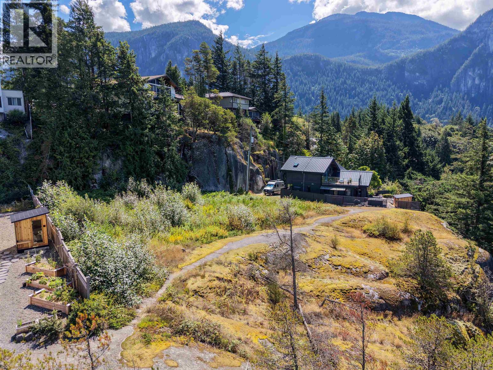 6 38297 View Place, Squamish, British Columbia  V8B 0C8 - Photo 11 - R3154959
