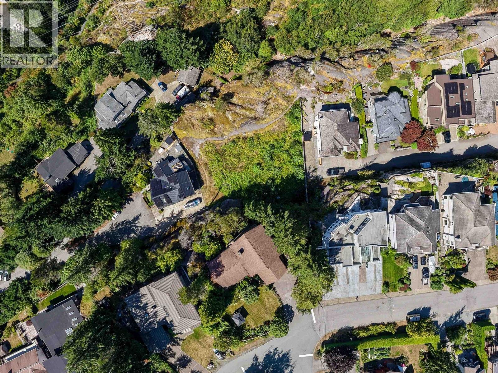 6 38297 View Place, Squamish, British Columbia  V8B 0C8 - Photo 2 - R3154959