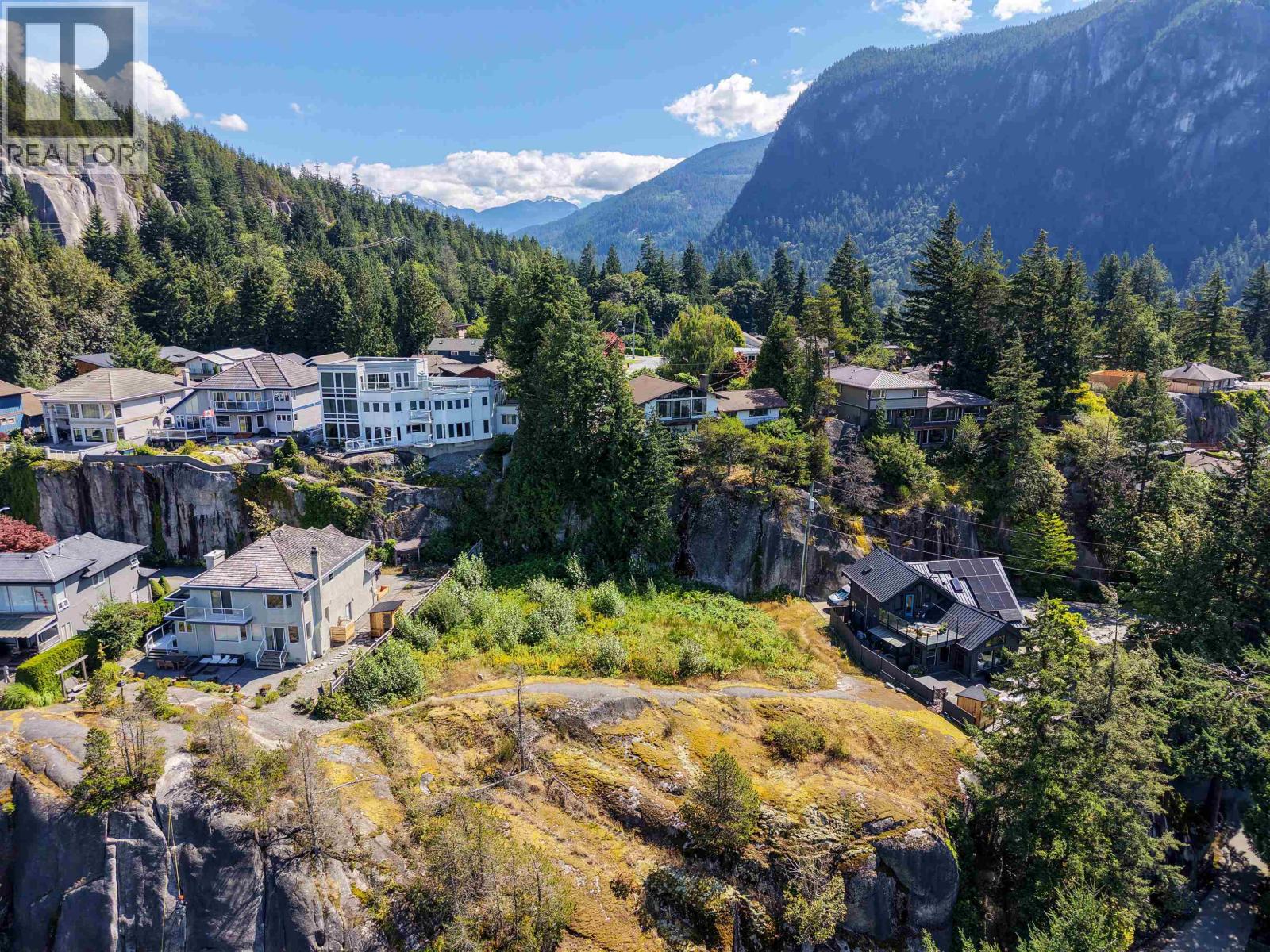 6 38297 View Place, Squamish, British Columbia  V8B 0C8 - Photo 9 - R3154959