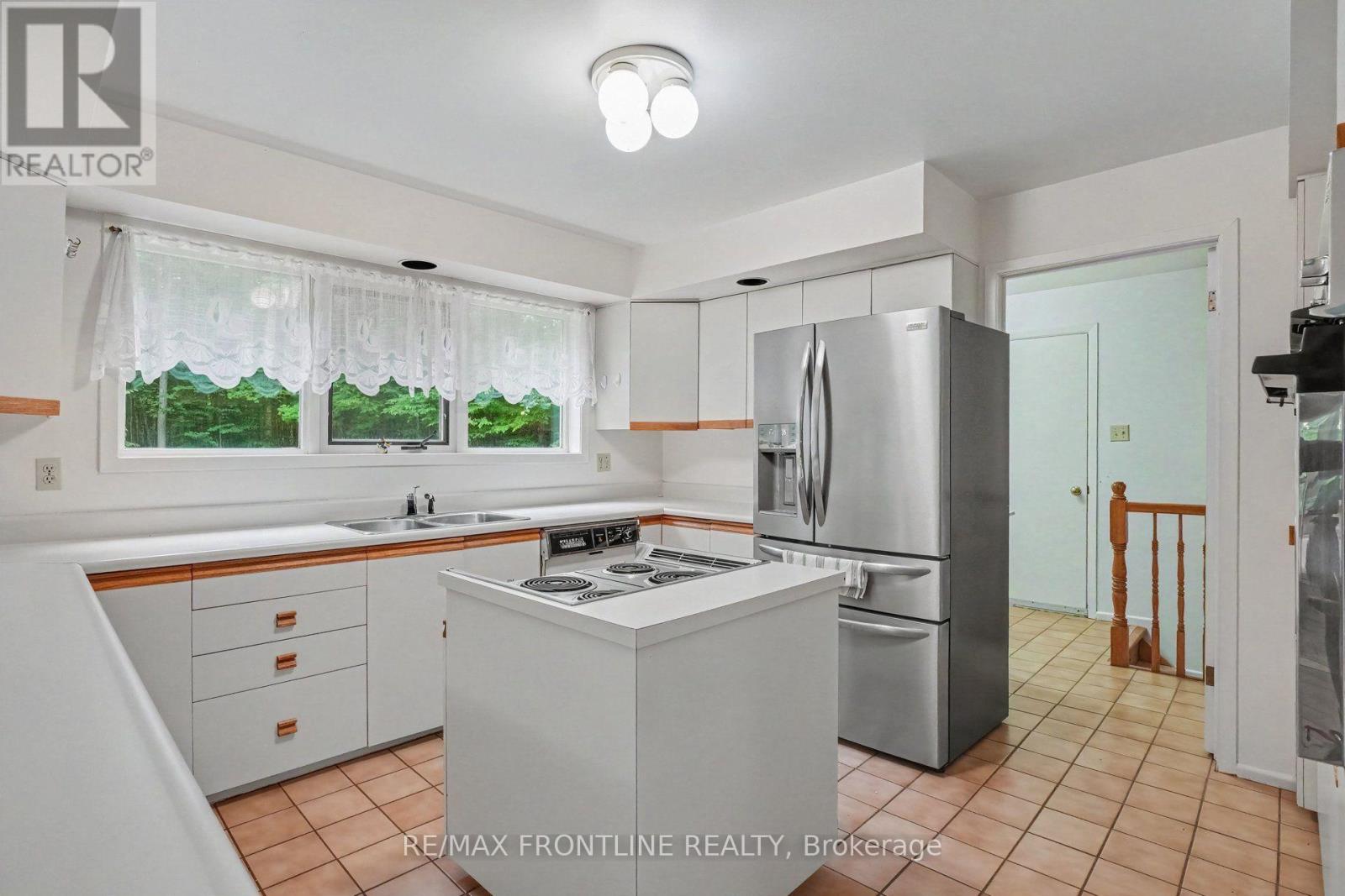 178 Burke Lane, Tay Valley, Ontario  K0H 2B0 - Photo 14 - X13664714