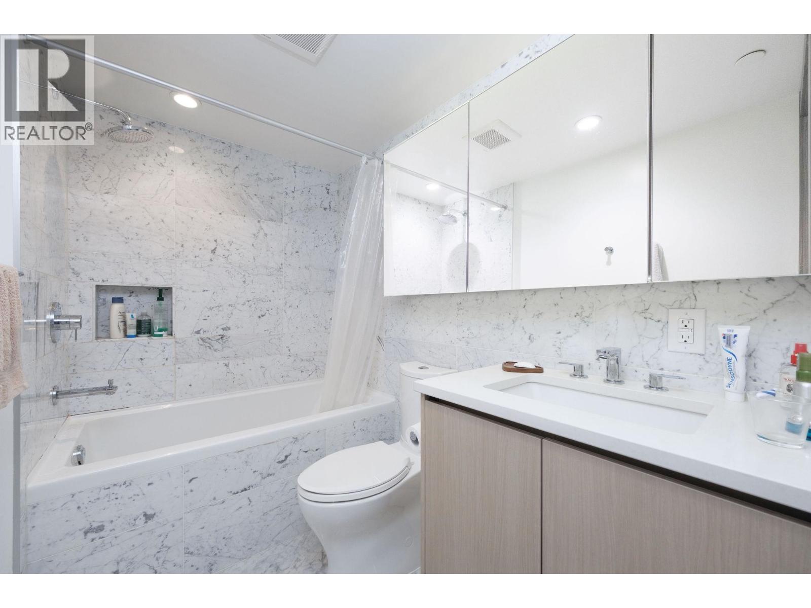 905 1768 Cook Street, Vancouver, British Columbia  V5Y 0N3 - Photo 13 - R3154934