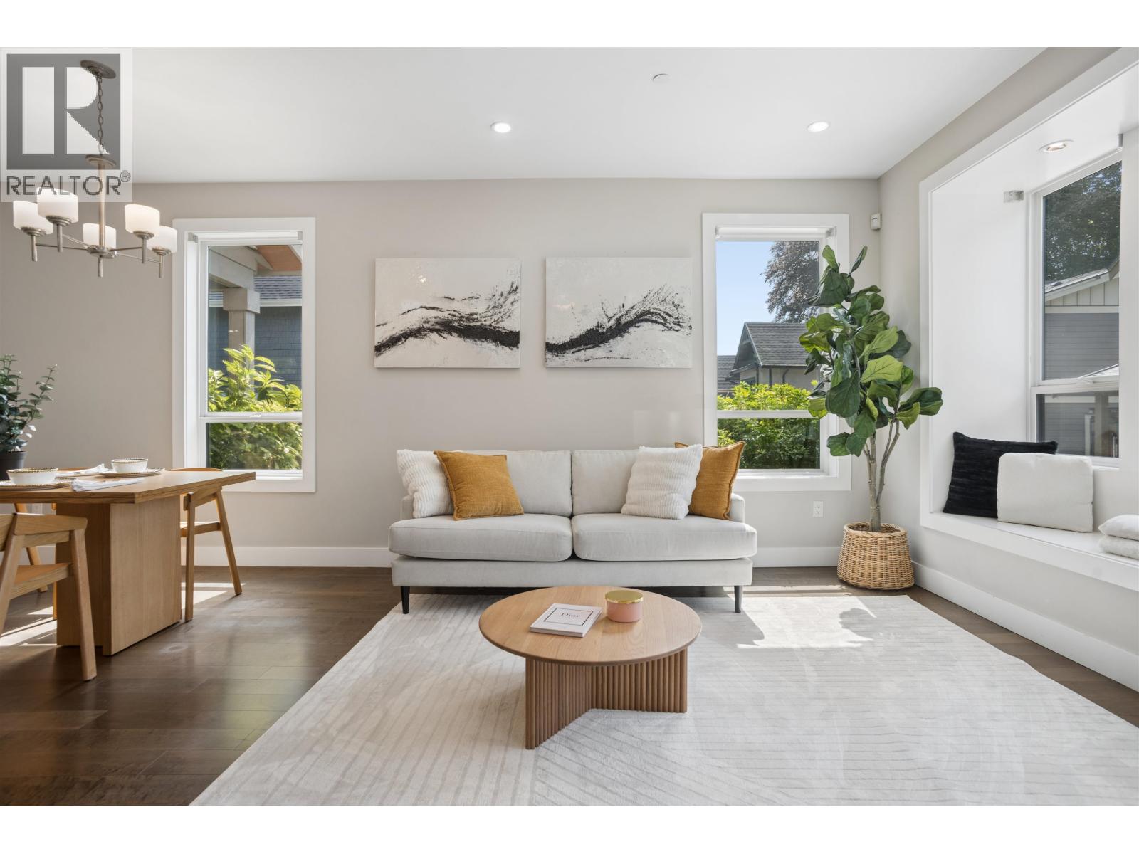 2020 Carson Court, North Vancouver, British Columbia V7M 0E1 - Photo 13 - R3154967