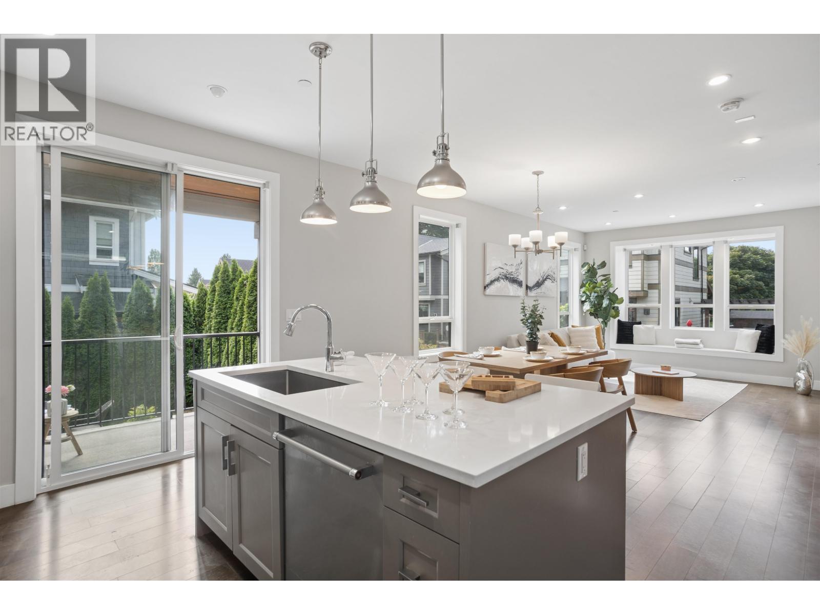 2020 Carson Court, North Vancouver, British Columbia V7M 0E1 - Photo 17 - R3154967