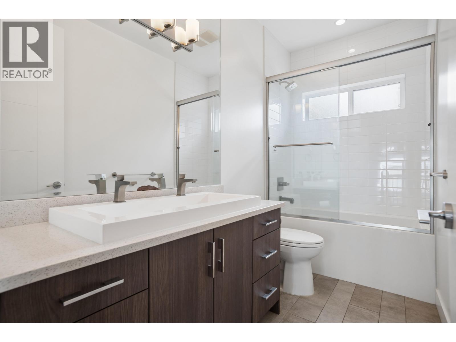 2020 Carson Court, North Vancouver, British Columbia V7M 0E1 - Photo 32 - R3154967