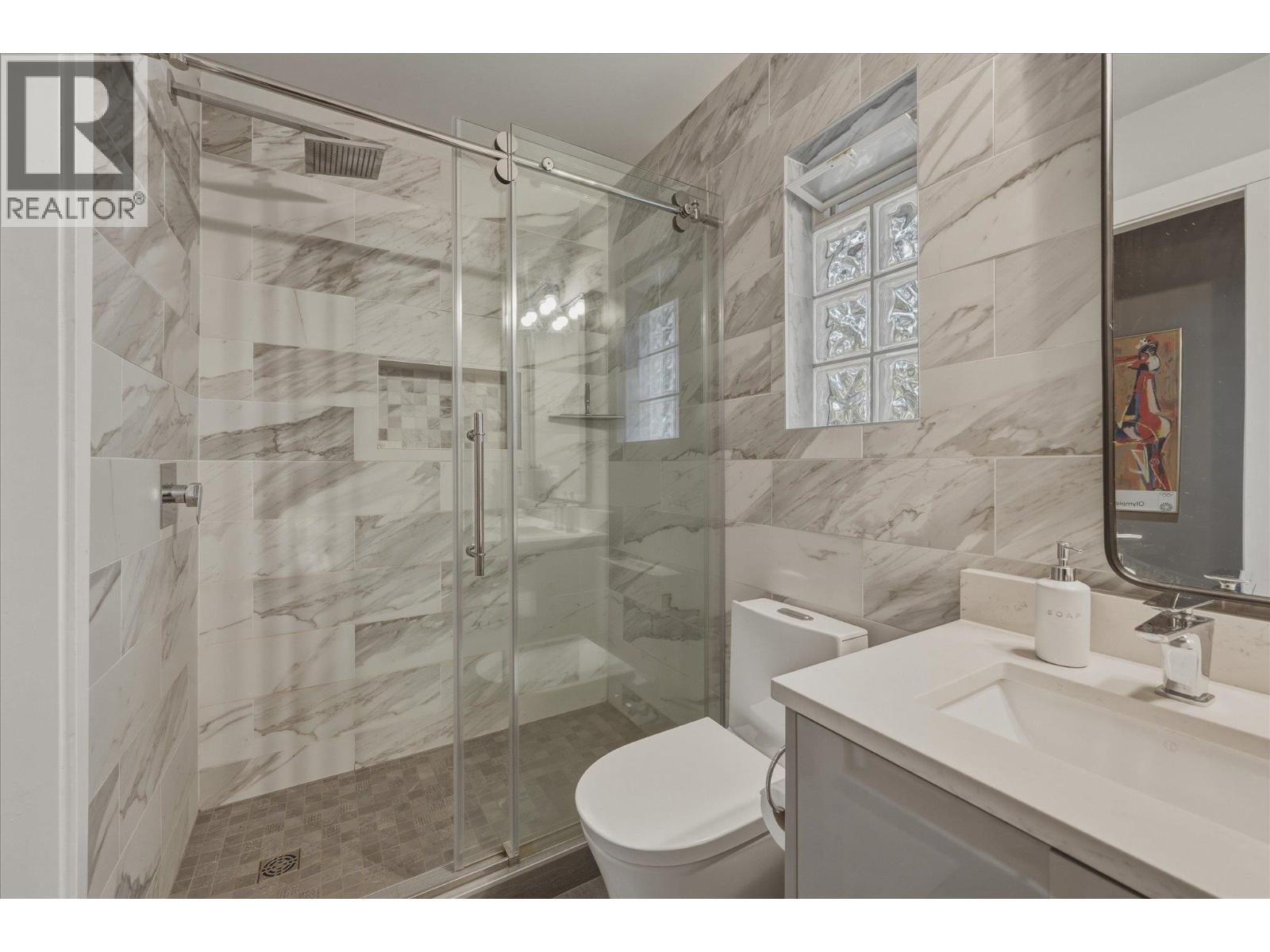 5 Garibaldi Drive, Whistler, British Columbia  V8E 0A7 - Photo 12 - R3154978