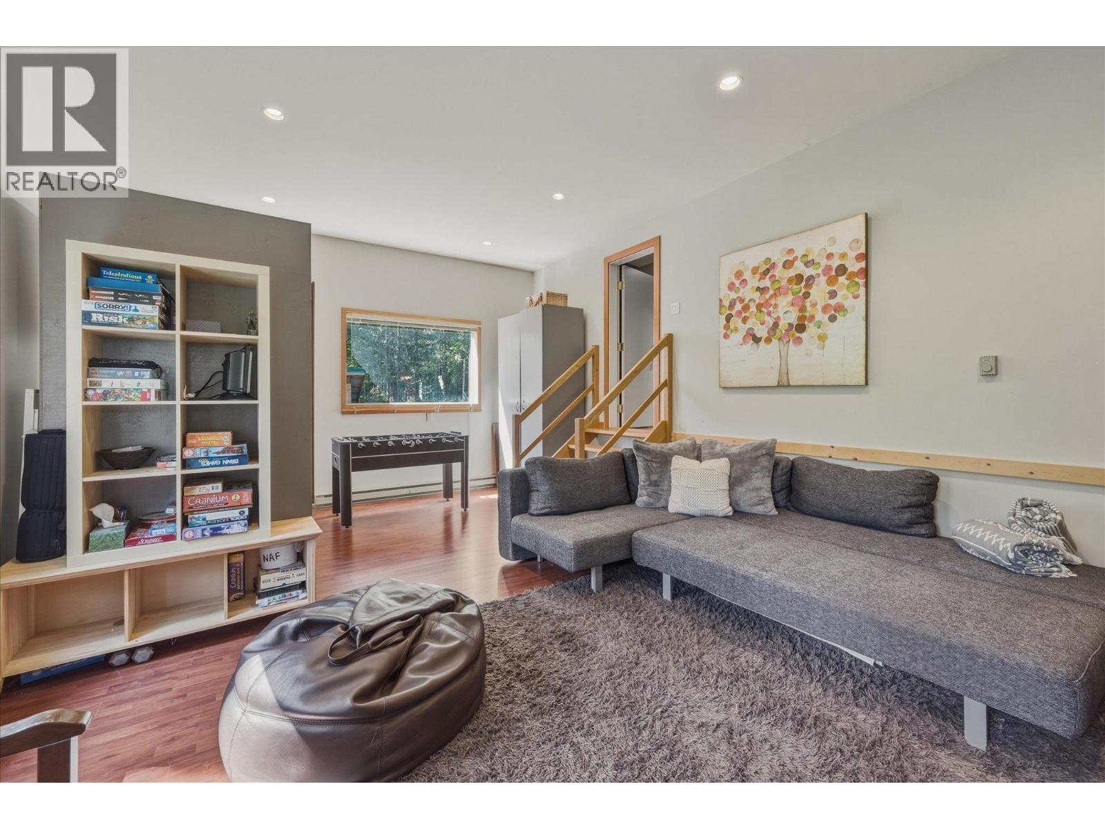 5 Garibaldi Drive, Whistler, British Columbia  V8E 0A7 - Photo 15 - R3154978