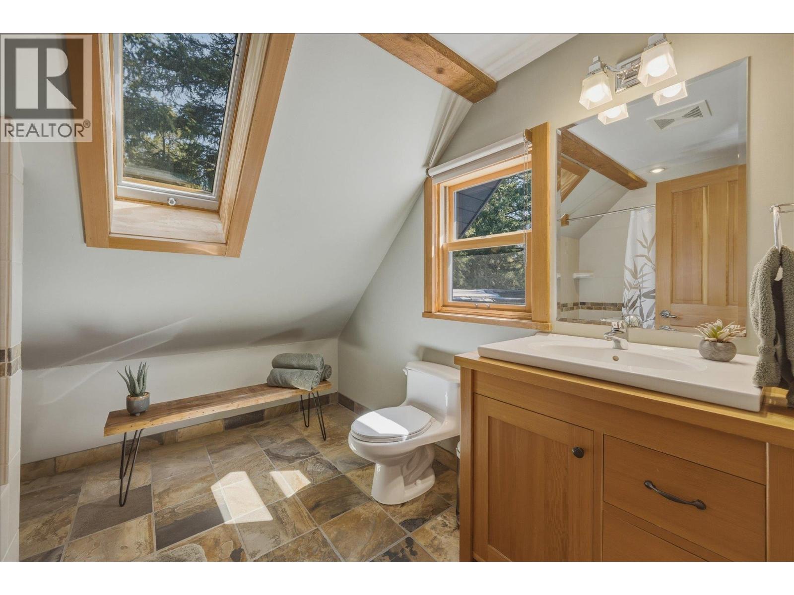 5 Garibaldi Drive, Whistler, British Columbia  V8E 0A7 - Photo 18 - R3154978