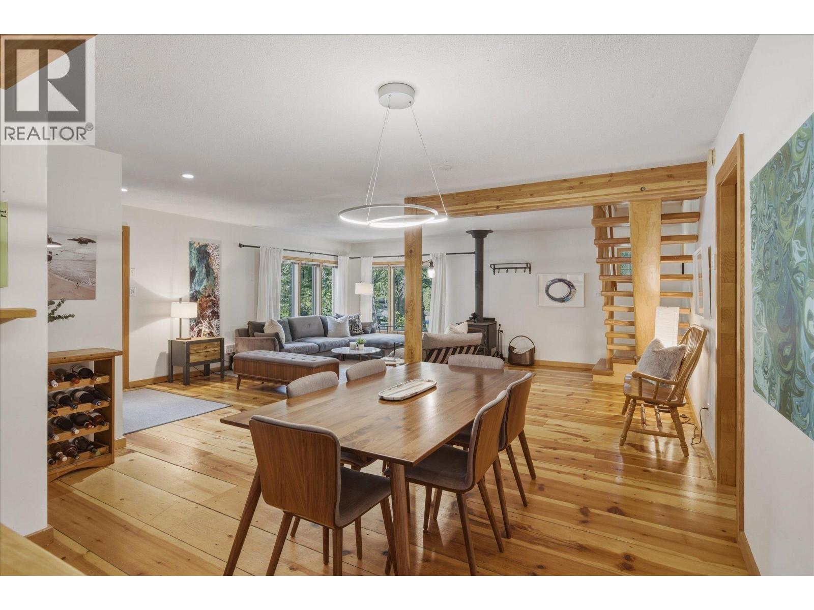 5 Garibaldi Drive, Whistler, British Columbia  V8E 0A7 - Photo 9 - R3154978