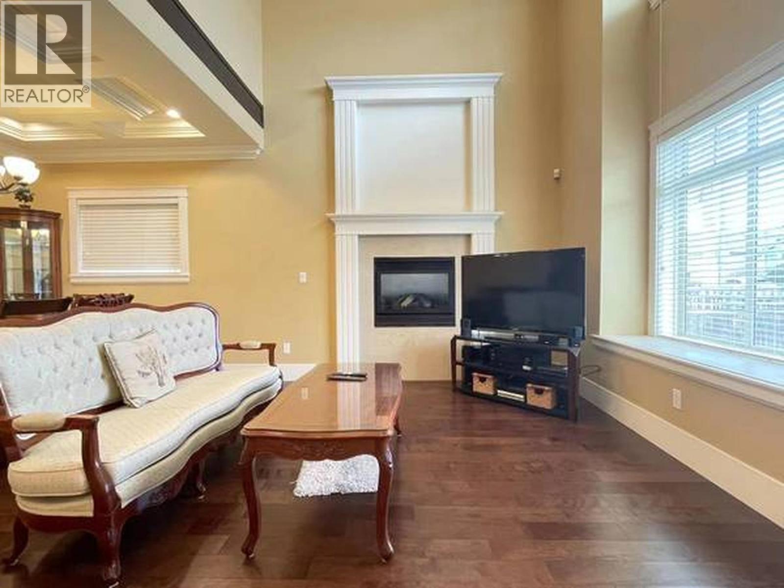 8555 No 2 Road, Richmond, British Columbia  V7C 3M4 - Photo 2 - R3154977