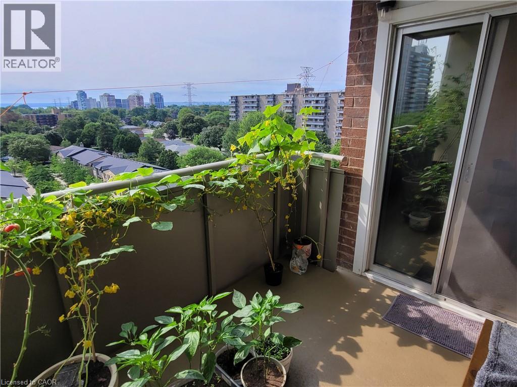 1415 Ghent Avenue Unit# 905, Burlington, Ontario  L7S 1X4 - Photo 12 - 40855167