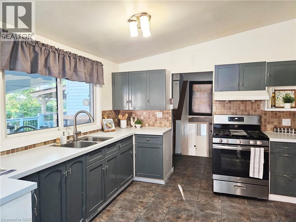 141 Franklin Street N, Kitchener, Ontario  N2A 1Y3 - Photo 13 - 40837081